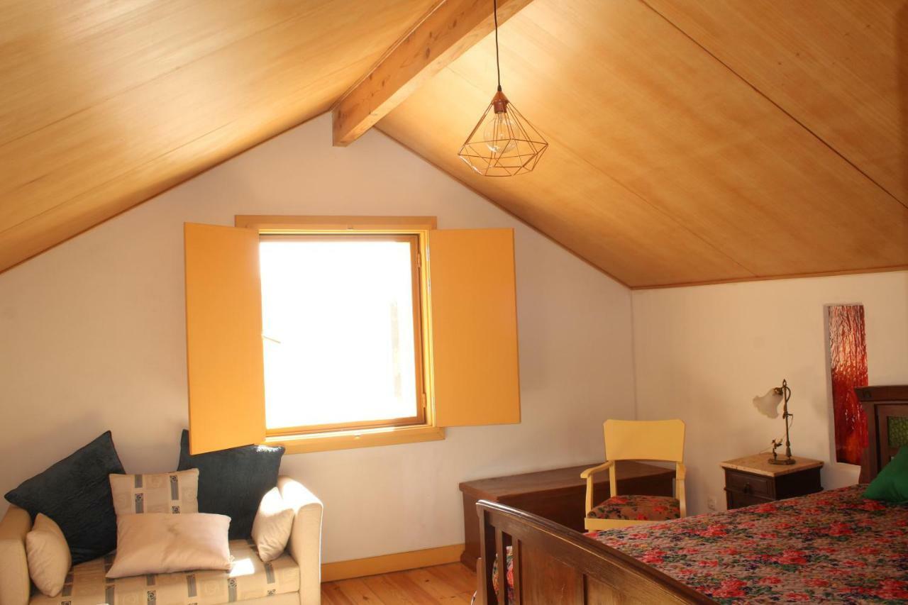 Adobe Typical Cottage Alpalhao  ภายนอก รูปภาพ
